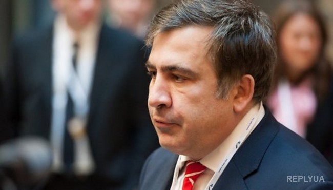 Саакашвили составляет коррупционные схемы Яценюка