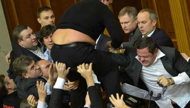 Булгак: Реформы тормозят депутаты, а не Правительство