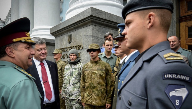 Богданов: Почему-то многие удивились, узнав, что Президент пожертвовал на армию 300 млн.