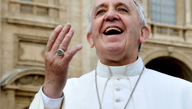 Папу Римского пригласили в Мексику на текилу