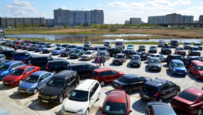 На авторынке Украины возрос спрос на подержанные авто