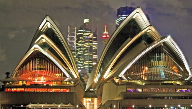 Срочная эвакуация Сиднейской оперы – причины не уточняются