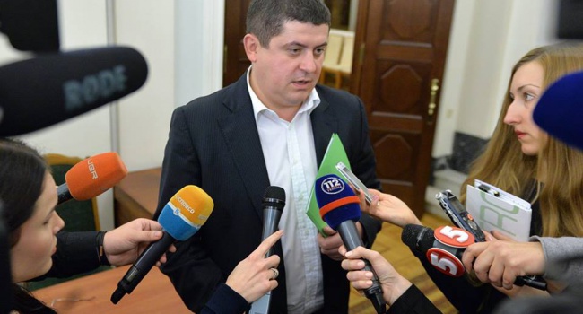Яценюк объявил план по выходу Украины из политкризиса