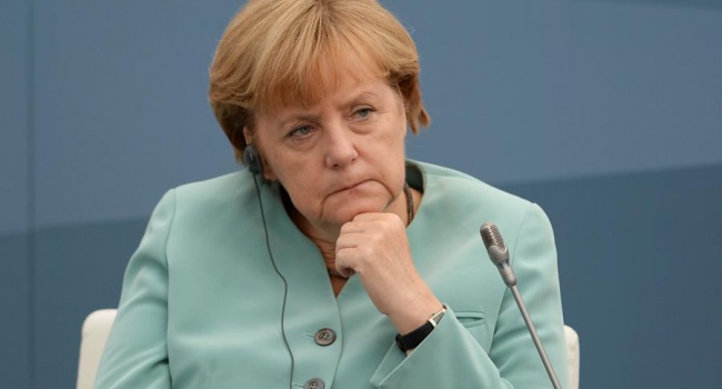 Меркель: немцы должны терпеть мигрантов