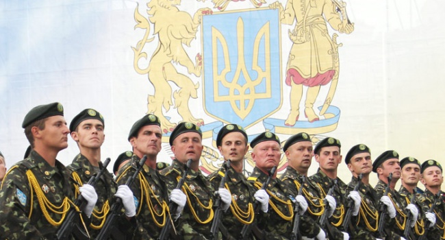 В украинской армии увеличивается число контрактников