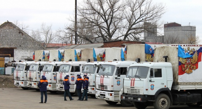 Украинскую границу пересекла колонна МЧС с гуманитаркой