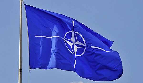 В НАТО опровергли информацию о наземной операции в Сирии