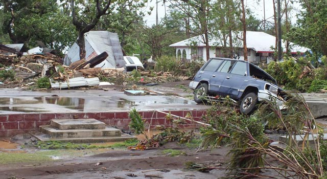 Число жертв циклона на Фиджи возросло до 42 человек