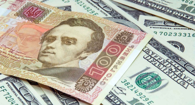 В марте курс доллара может подскочить до 30 гривен – эксперт