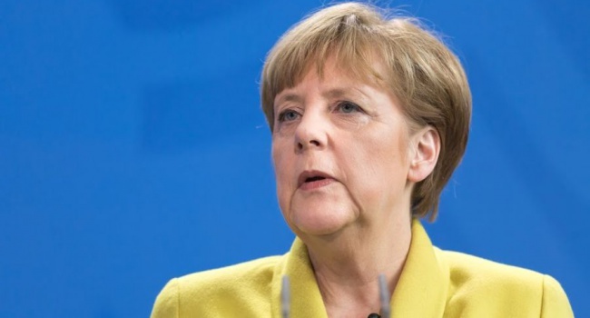 Меркель: санкции против РФ бьют по бизнесу, но нужно терпеть