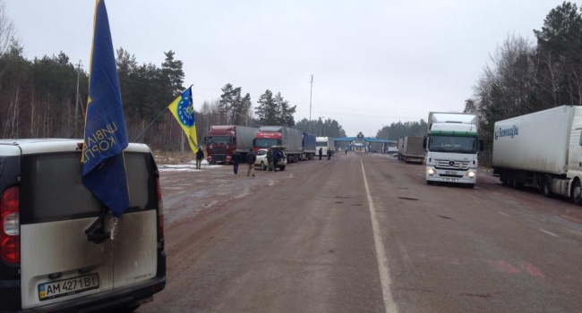 В Минтрансе РФ заявили, что движение российских фур во Львовской области возобновлено