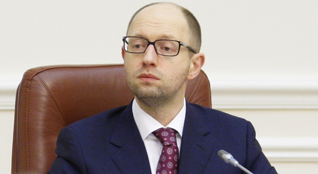 Яценюк обвинил Порошенко в политической нестабильности