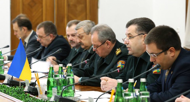 Полторак: Специалисты Украины и Запада обсудили Стратегический оборонный бюллетень