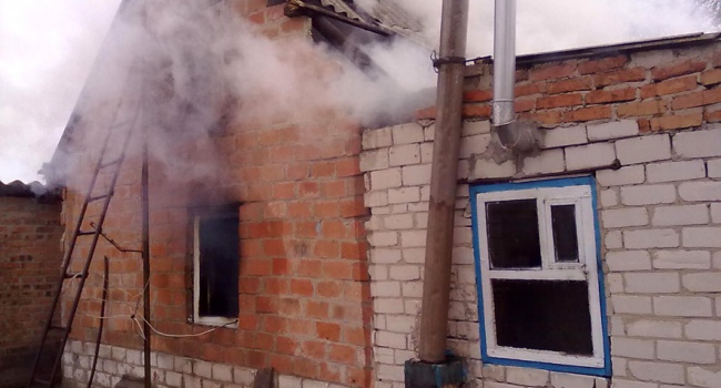 Из-за неосторожного обращения с сигаретой сгорел дом и погибла женщина