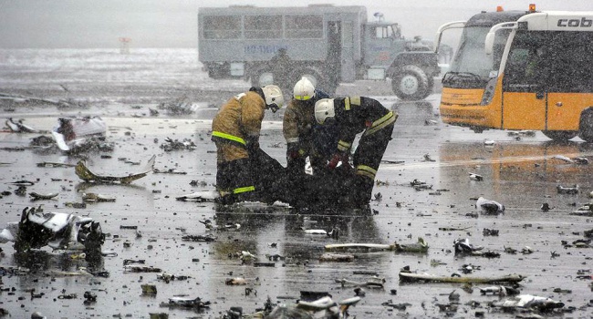 В Ростове-на-Дону не прекращают спасательные работы