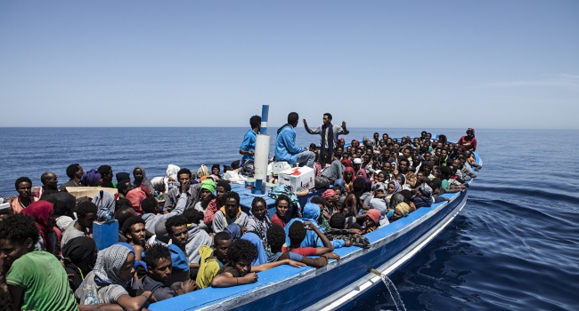 Контрабандисты нашли новые пути в Европу для мигрантов