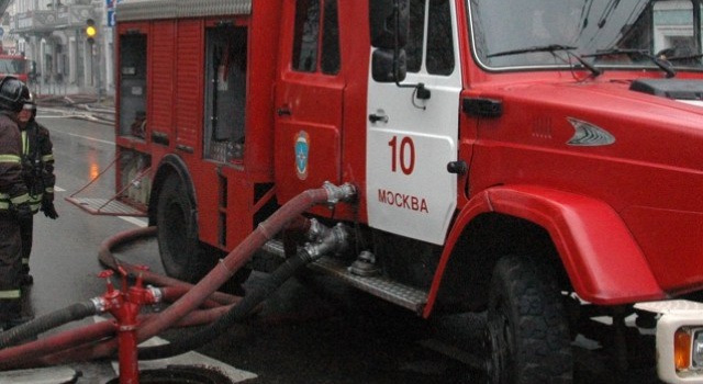 В Москве тушат крупный пожар в ведомстве Шойгу