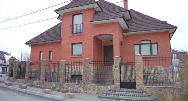 Эксперты: роскошные дома в области обходятся дешевле, чем старые квартиры в Киеве