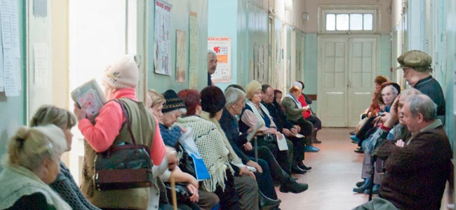 Российским пенсионерам запретят ходить к врачам
