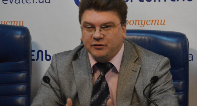Жданов отправится на Евро-2016 и готовится к отставке