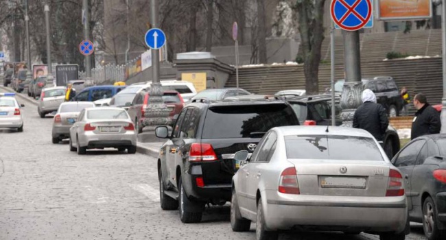 ВР рассматривает закон о европейских правилах парковки