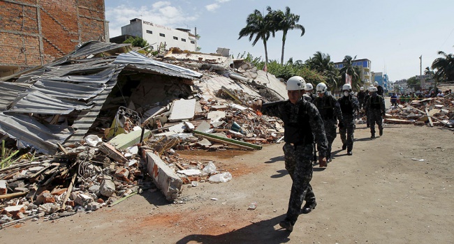 Эквадор сотрясли новые мощные землетрясения