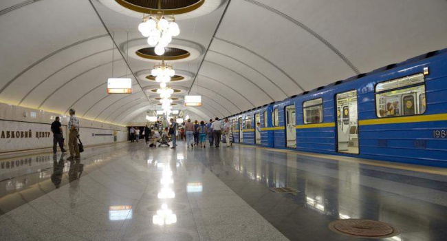 В воскресенье в Киеве будет изменена работа метрополитена