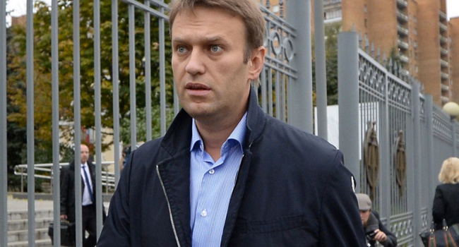 На Алексея Навального совершено новое нападение