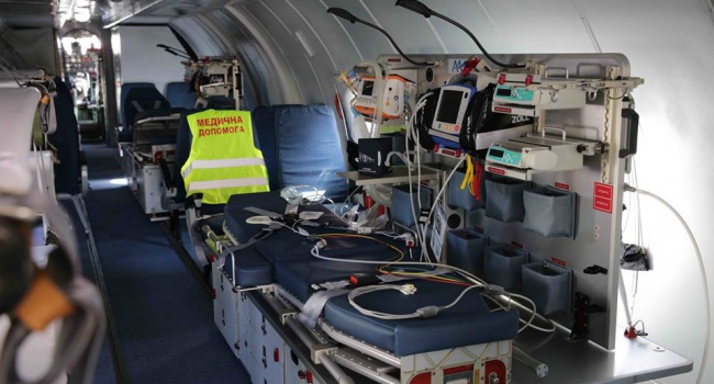 Аваков: У ГСЧС появился летающий госпиталь – первый такого класса в Украине