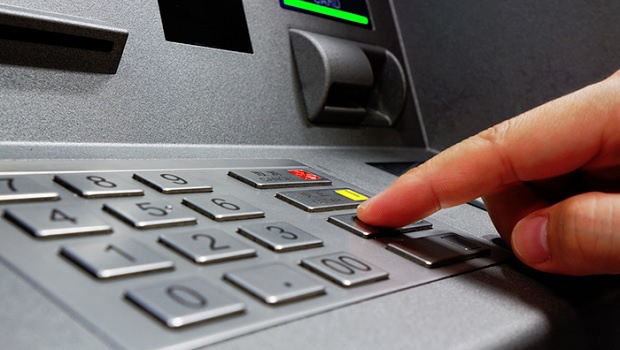 В Украине прекращает свою работу сеть банкоматов