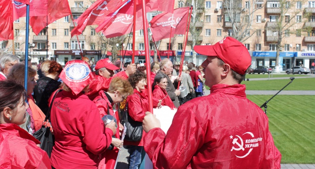 Нусс: Украина, как европейское государство, перешла на майский календарь