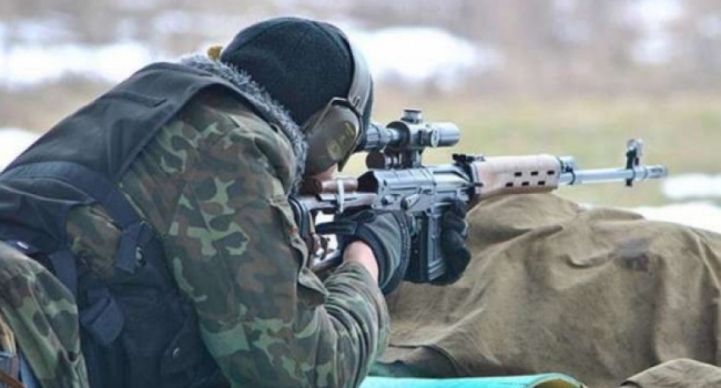 На Донбассе снайпер застрелил украинского военного