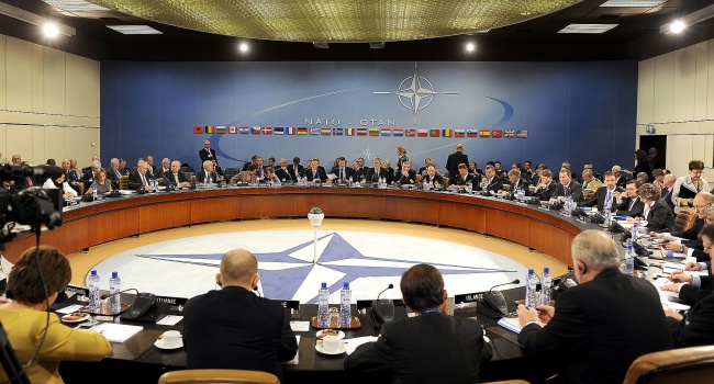 В Варшаве запланировано проведение заседания комиссии НАТО по Украине