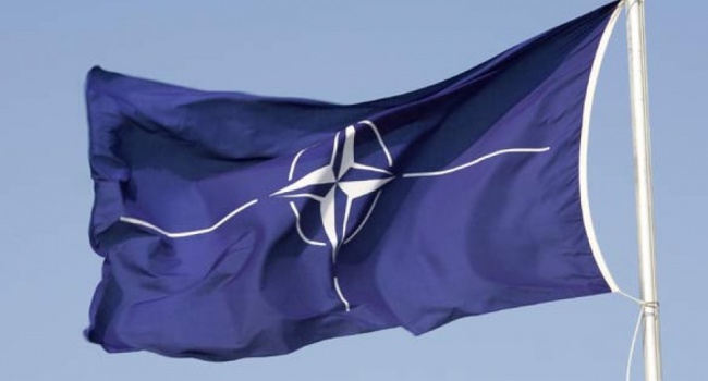 Столтенберг: НАТО не нужна еще одна холодная война с Россией