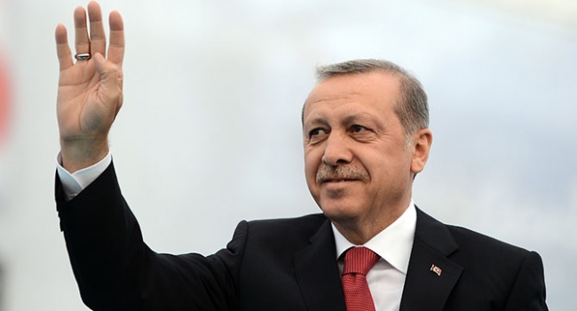 Эрдогану не понравится: российский пропагандист зачитал нецензурное стихотворение о президенте Турции