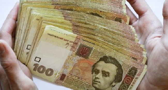 Одесский полицейский вымогал деньги у предпринимателей