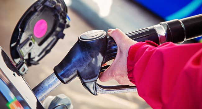 Из-за очередного налога в Украине начнет дорожать бензин