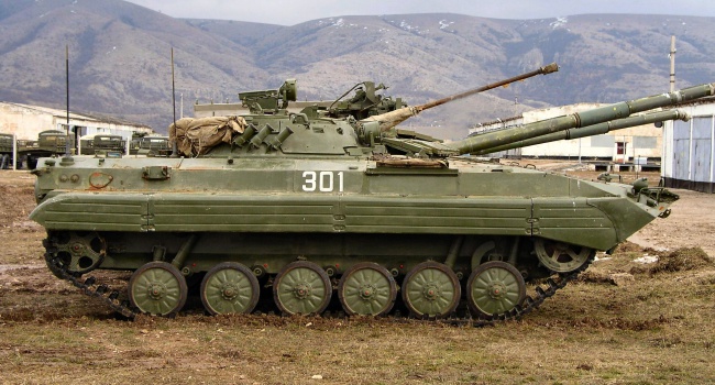 Террористы свозят в Донецк военную технику