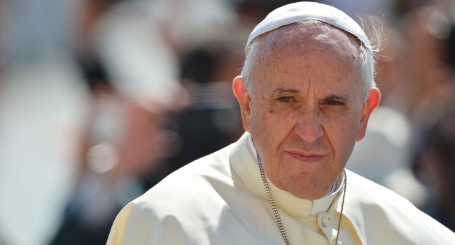 Папа Римский учредил Комитет для сбора средств в помощь ОРДЛО
