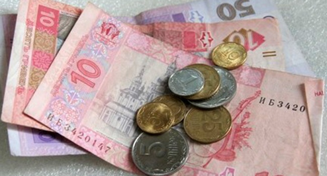 В Украине в очередной раз проиндексировали зарплаты и пенсии