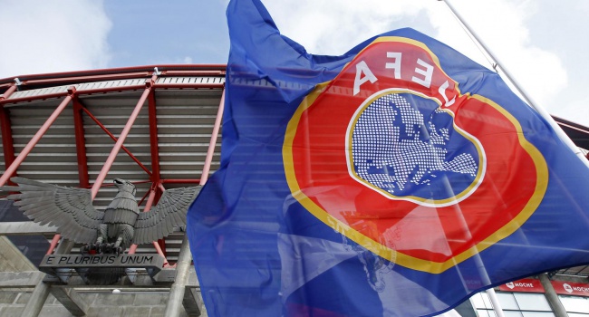 УЕФА открыл дисциплинарные дела почти про всех участников Евро 2016