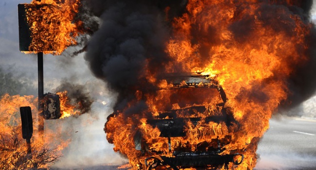 Водитель сгорел в собственном автомобиле: жуткое ДТП в Запорожье