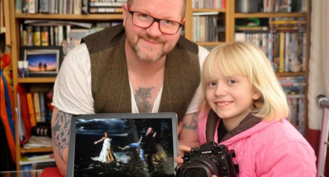 Знаменитому весільному фотографу Шотландії всього 9 років