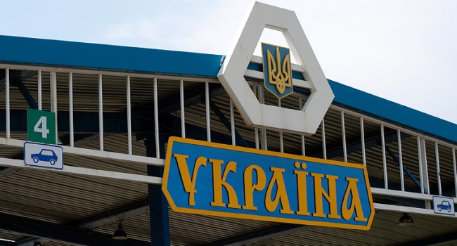 На западной границе Украины огромные пробки