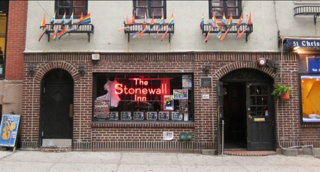 Обама: Stonewall Inn бар стане новим меморіалом активістам за боротьбу зa прaвa ЛГБТ 