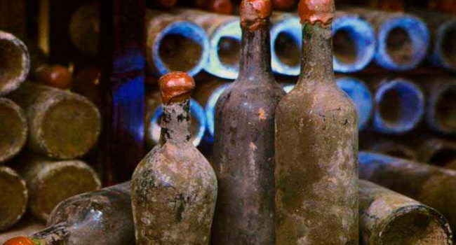 В Греции найдено самое старое вино в мире
