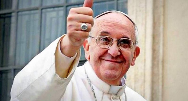 Папа римский попросил прощения у всех геев мира. Геи довольны