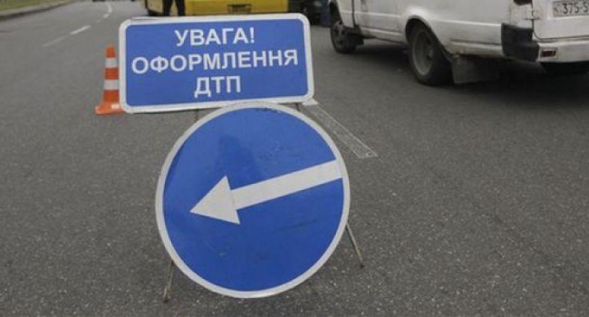 ДТП в Прикарпатье: водитель посмотрел на сбитых детей, грязно выругался и уехал