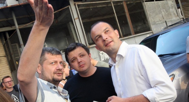 Эксперт: Активисты Садового и Ляшко манипулируют своим электоратом, желая раскачать страну