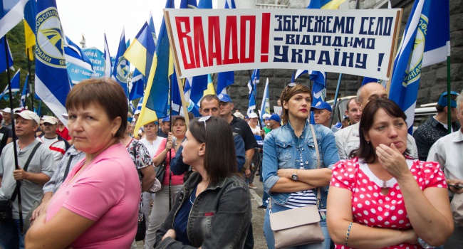 Тем временем у нас новый Майдан! Марш протеста против тарифов в Киеве - фото с квадрокоптера